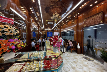 Thiết kế thi công tiệm vàng Việt Kiều